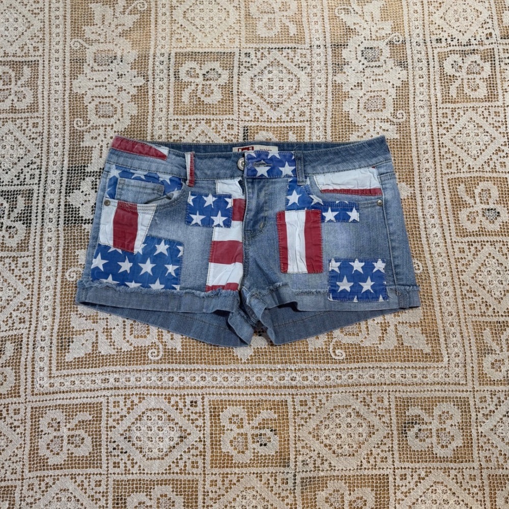 Lei Denim Shorts Size 11 July 4th Flag Stars Patchwork VTG Y2K Ashley Low Rise